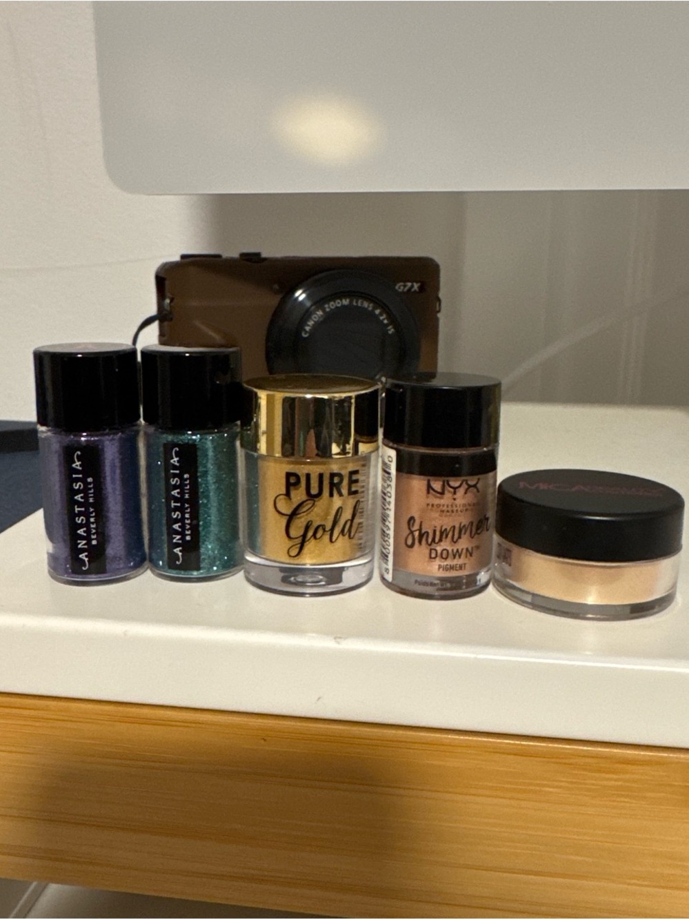loose glitter